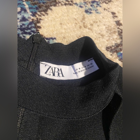 Zara sleeveless top with chest cutout - Picture 4 of 5